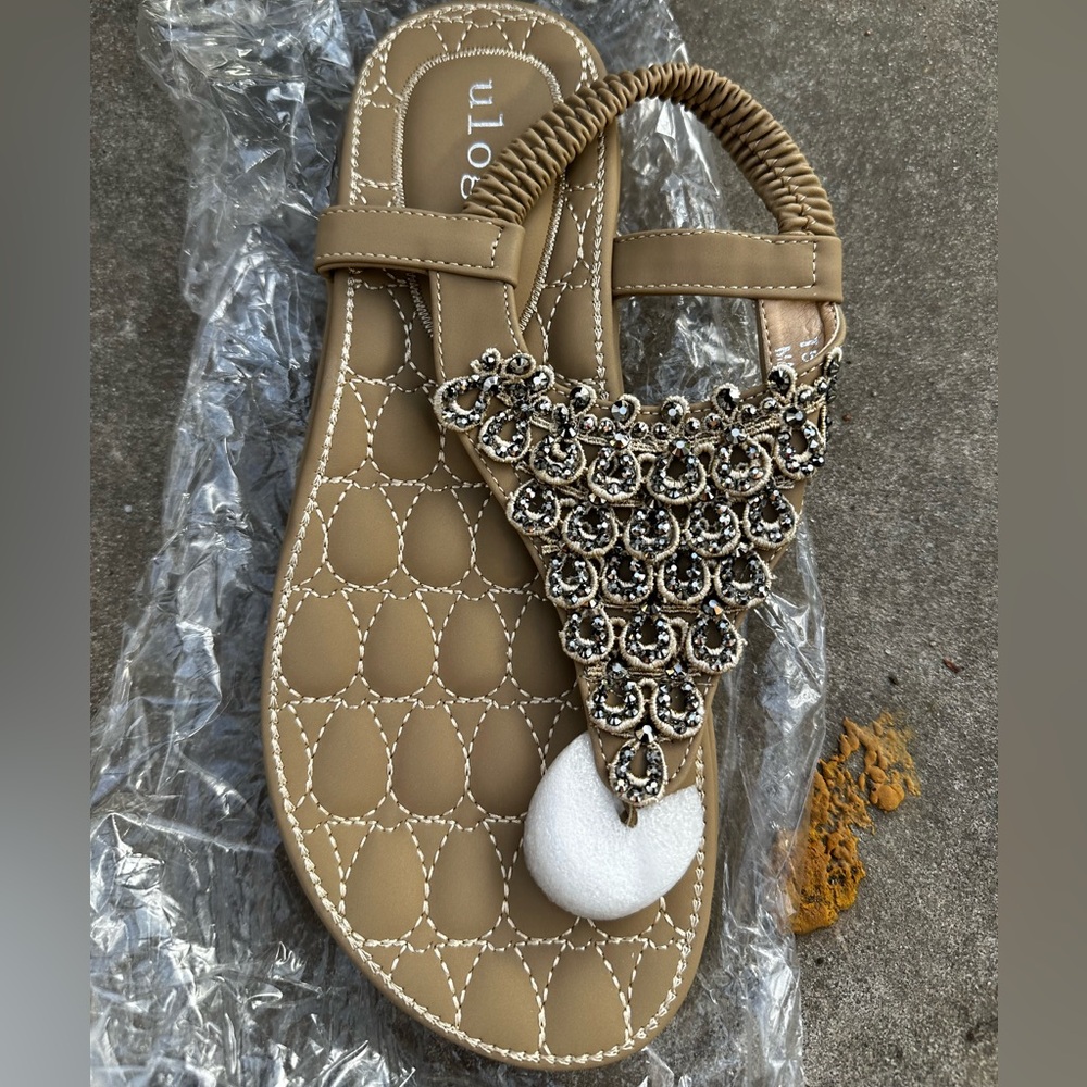 NEW Women's Flat Sandals Dressy Summer Shoe Casual Comfortable Rhinestone 7.5/38